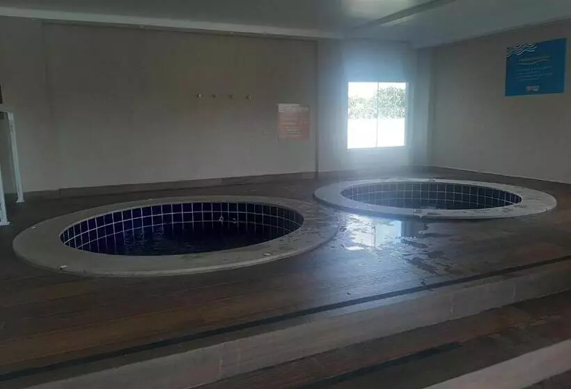 ホテル Condomínio Jardins Da Lagoa Caldas Novas/ Go