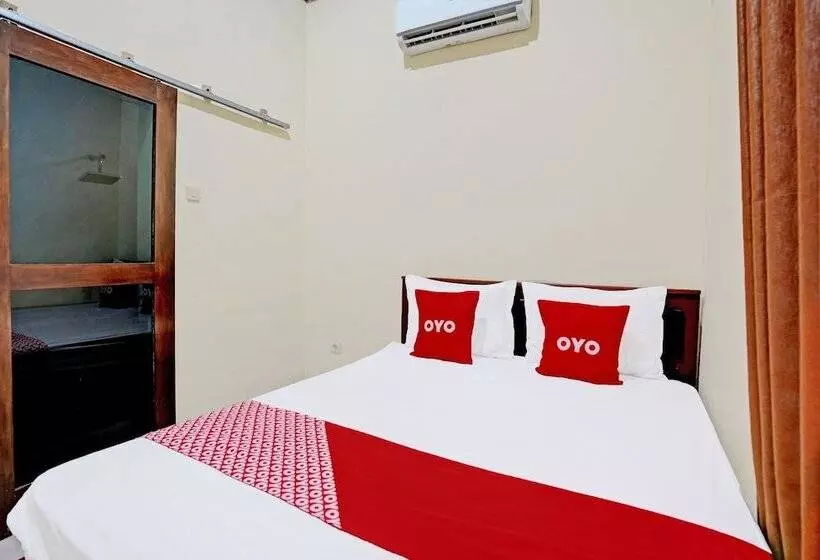 ホテル Garuda Homestay Syariah By Oyo