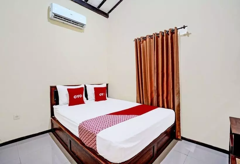 ホテル Garuda Homestay Syariah By Oyo