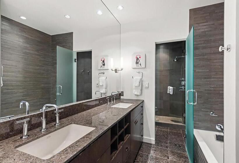 ホテル Independence Square 208, Stylish Luxury Suite With Full Kitchen & Living Area