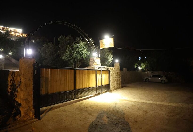 هتل Istlada Tas Ev Apart