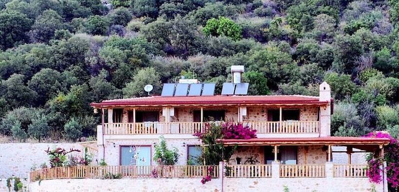 هتل Istlada Tas Ev Apart