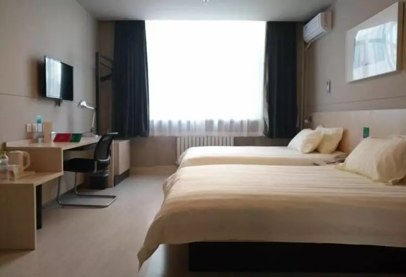 Hotelli Jinjiang Inn Jiamusi New Mart