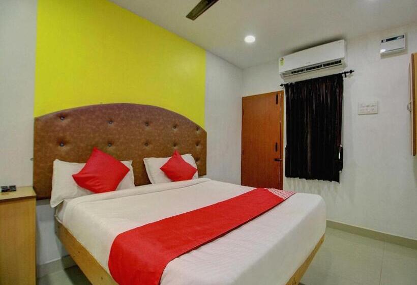 בית מלון כפרי Oyo Flagship Ananda Inn