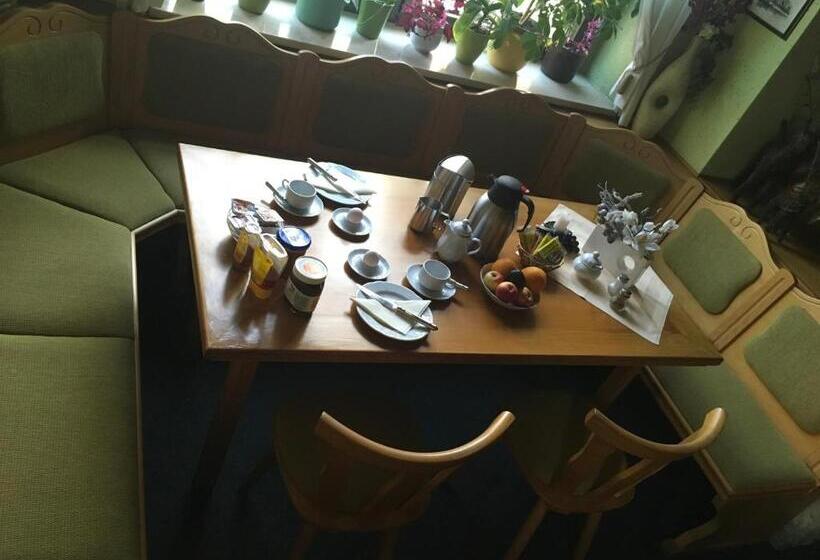 Отель Pension Gasthaus Zur Forelle