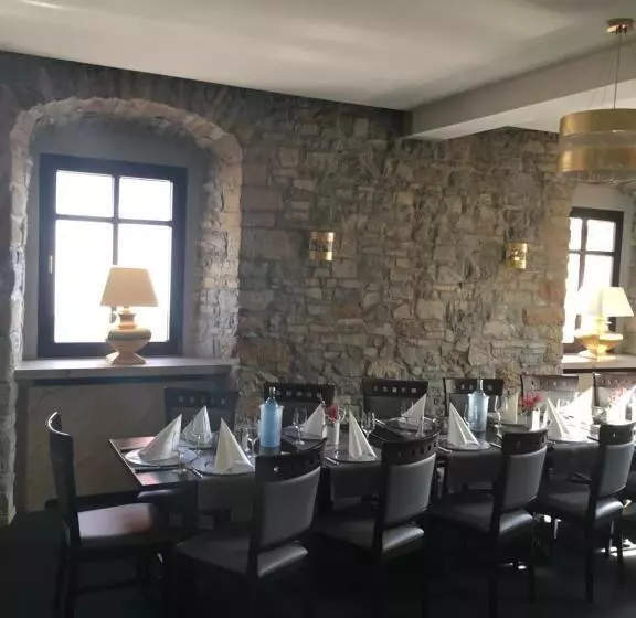 ホテル Pension Gasthaus Zur Forelle