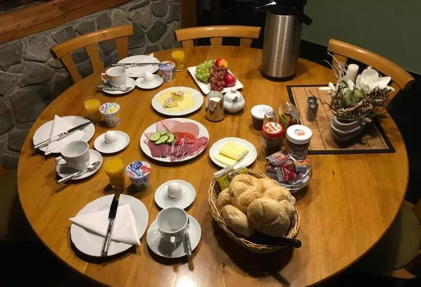 ホテル Pension Gasthaus Zur Forelle