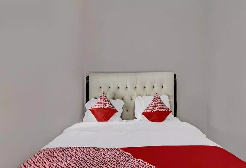 Hotelli Putri Homestay Syariah By Oyo