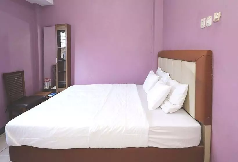 ホテル Spot On 92022 Dian Tanjung Beringin