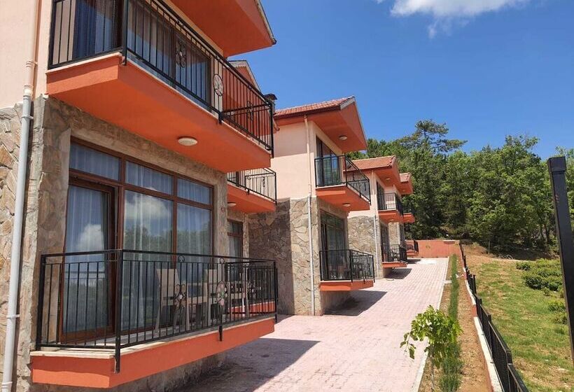 La Vie En Rose Otel By Söğütdağı