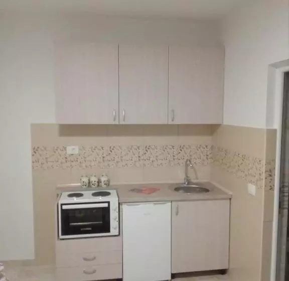 پانسیون Apartmani M&v