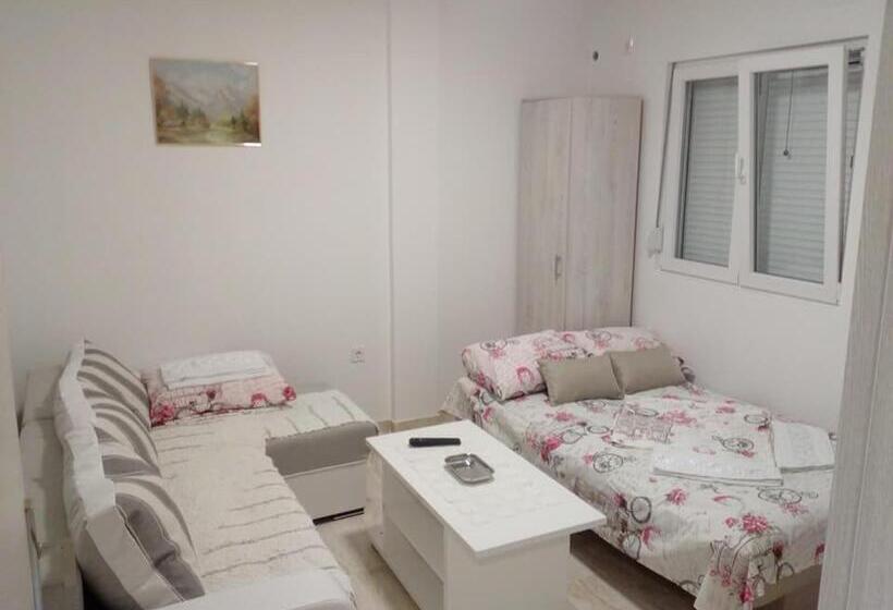 پانسیون Apartmani M&v