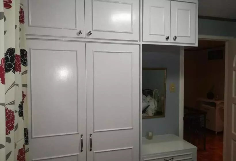 ペンション Juliet Guest House Near Enchanted Kingdom