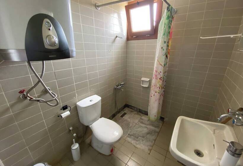 بنسيون Moon Ayvalık