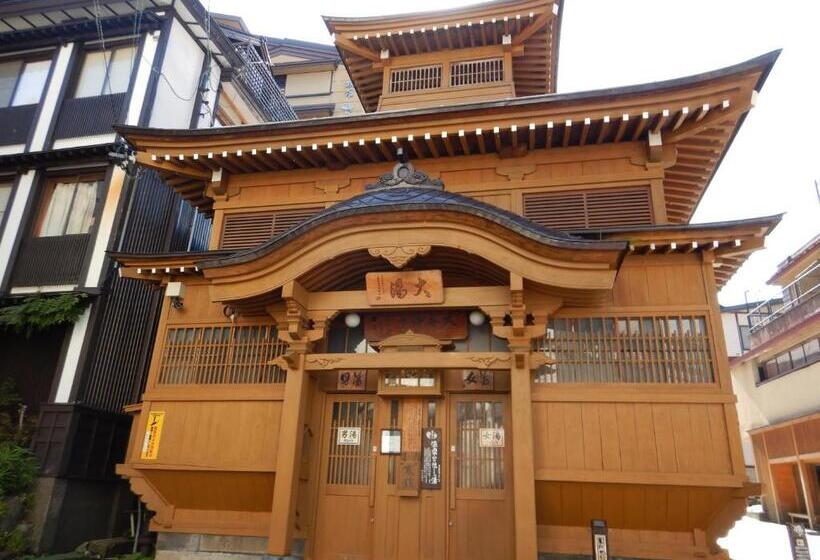 پانسیون Togoro