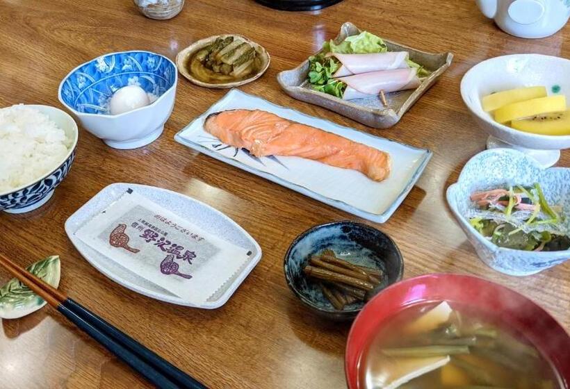 پانسیون Togoro