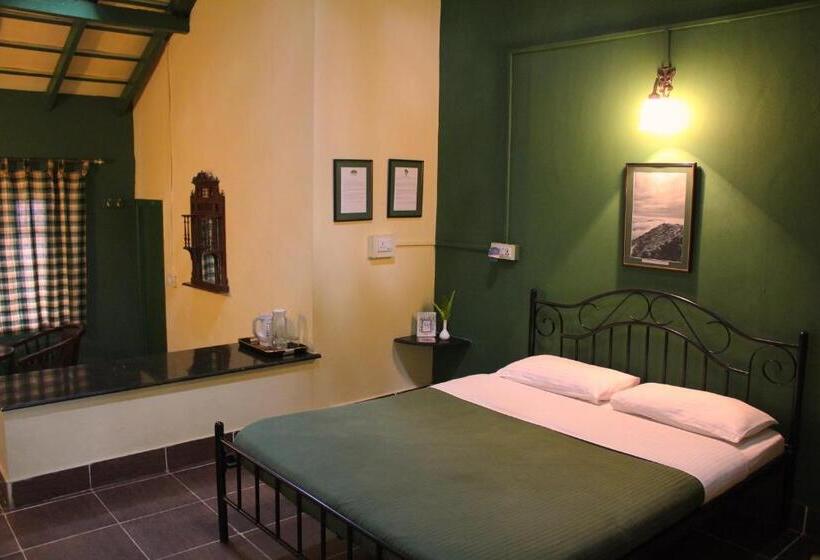 Resort The Last Shola