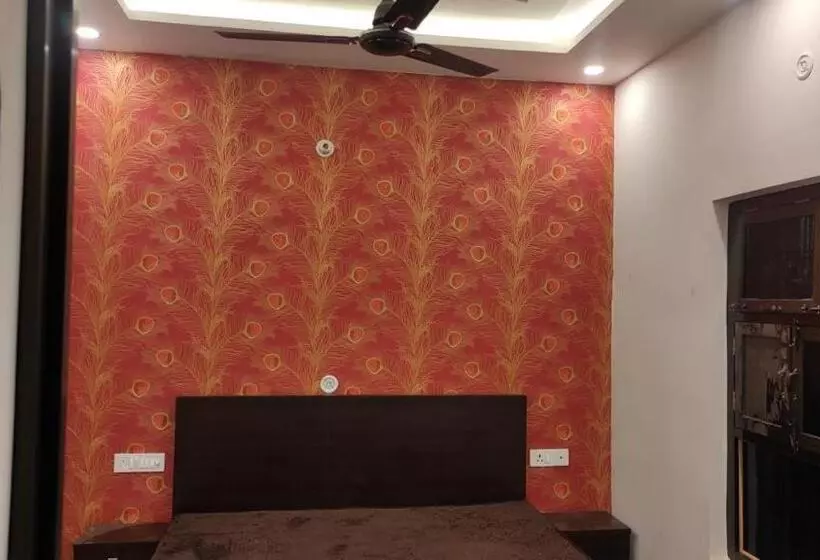 ユースホステル Ashirwaad Palace Ayodhya