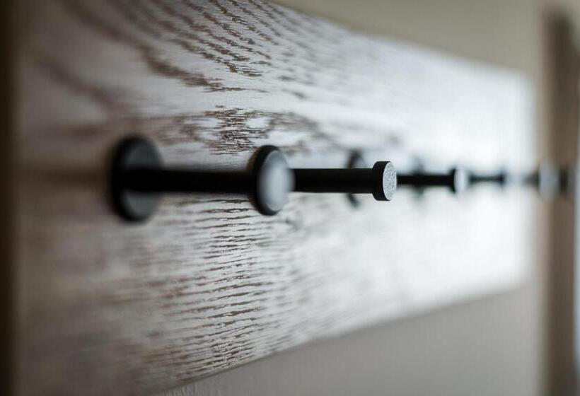 ユースホステル Jugendgästehaus Sportheim