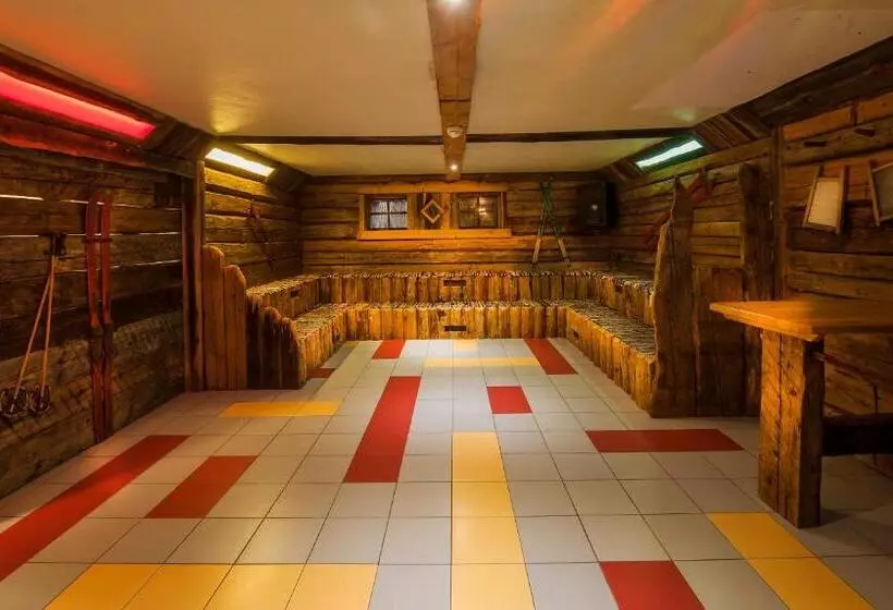 ユースホステル Jugendgästehaus Sportheim