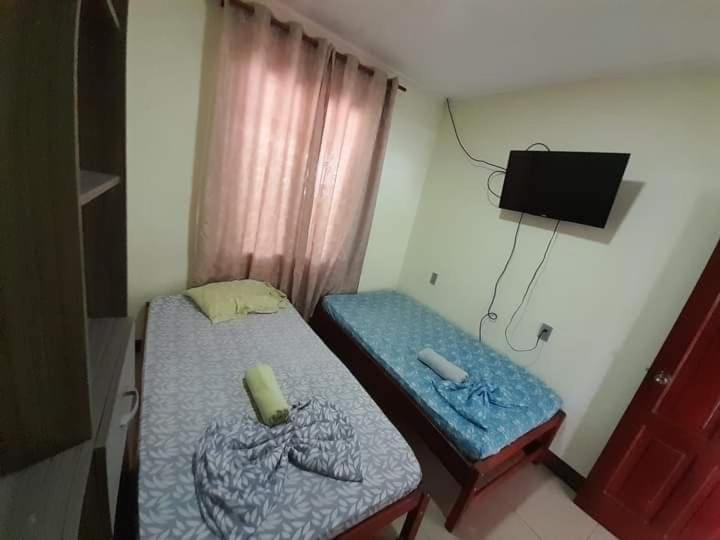 تختخواب و صبحانه Hostal Jusa
