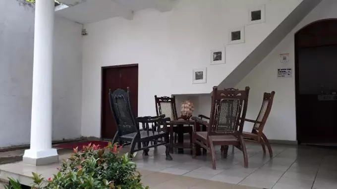 Emerald Hotel And Banquet