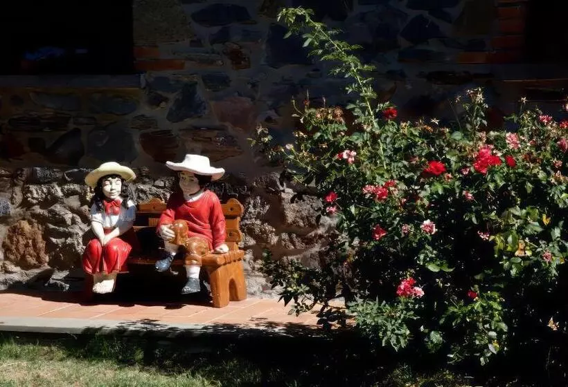 هتل Agriturismo L Elce
