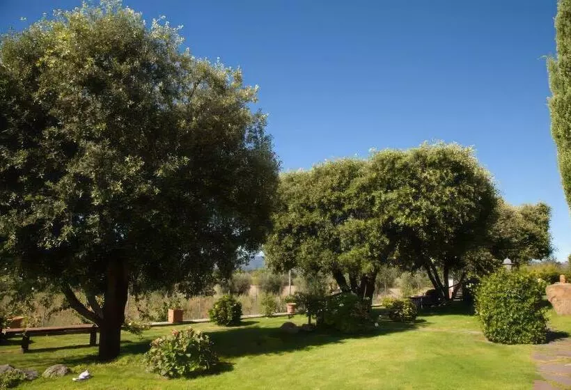 هتل Agriturismo L Elce