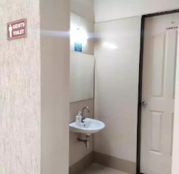 Hotelli Buldana Urban Residency Club , Buldana