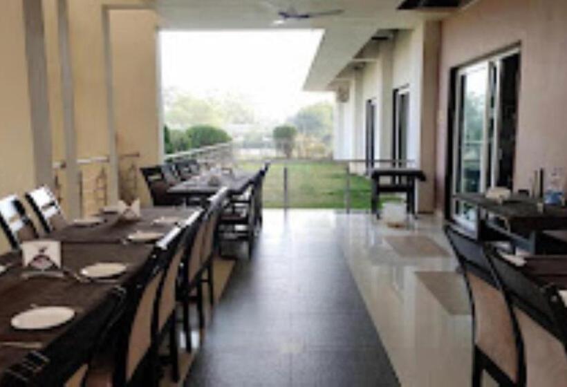 ホテル Buldana Urban Residency Club , Buldana