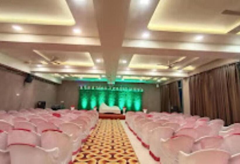 ホテル Buldana Urban Residency Club , Buldana