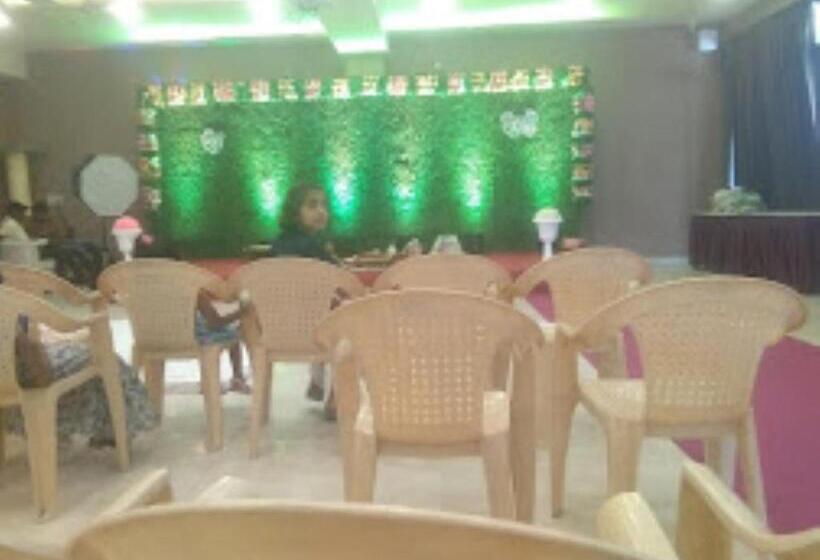 ホテル Buldana Urban Residency Club , Buldana