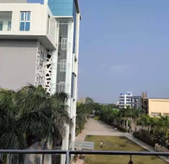 Hotelli Buldana Urban Residency Club , Buldana