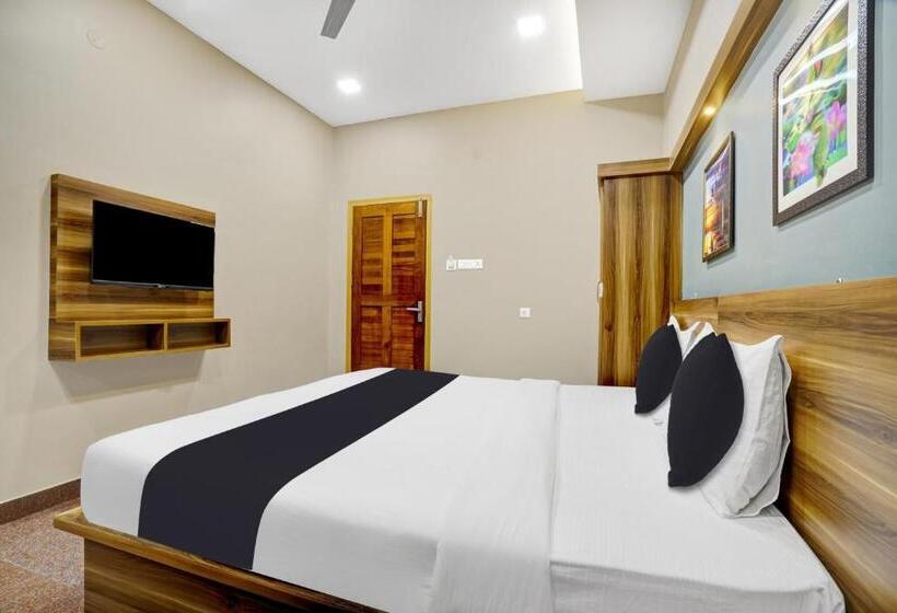 בית מלון כפרי Century Regency