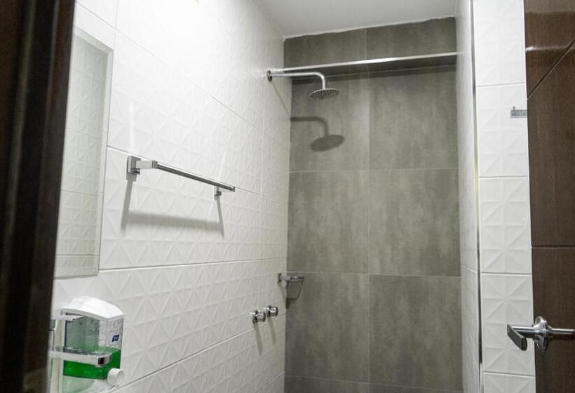 هتل Gran Caramolle