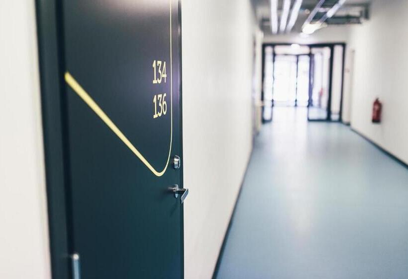 ülemiste Airport Hostel