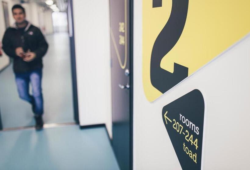 ülemiste Airport Hostel