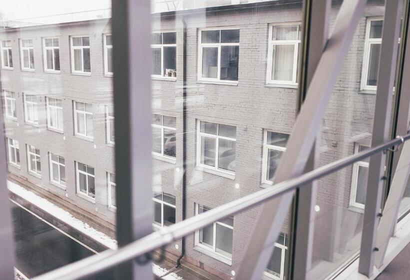 ülemiste Airport Hostel