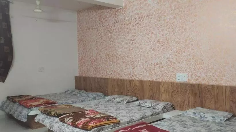 New Hotel Shree Radha Krishna Palace, Maheshwar