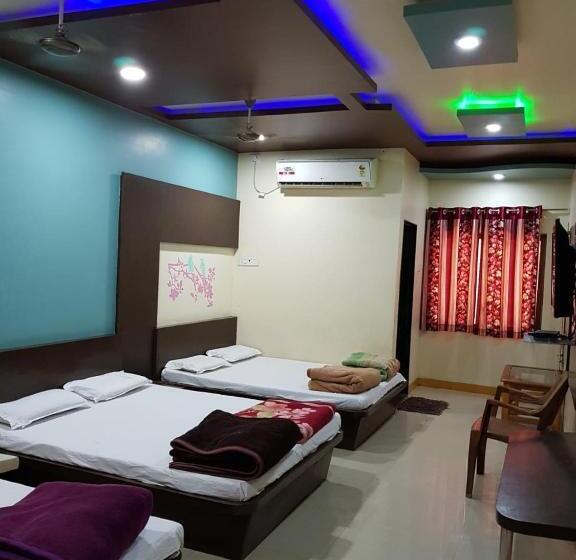 New Hotel Shree Radha Krishna Palace, Maheshwar