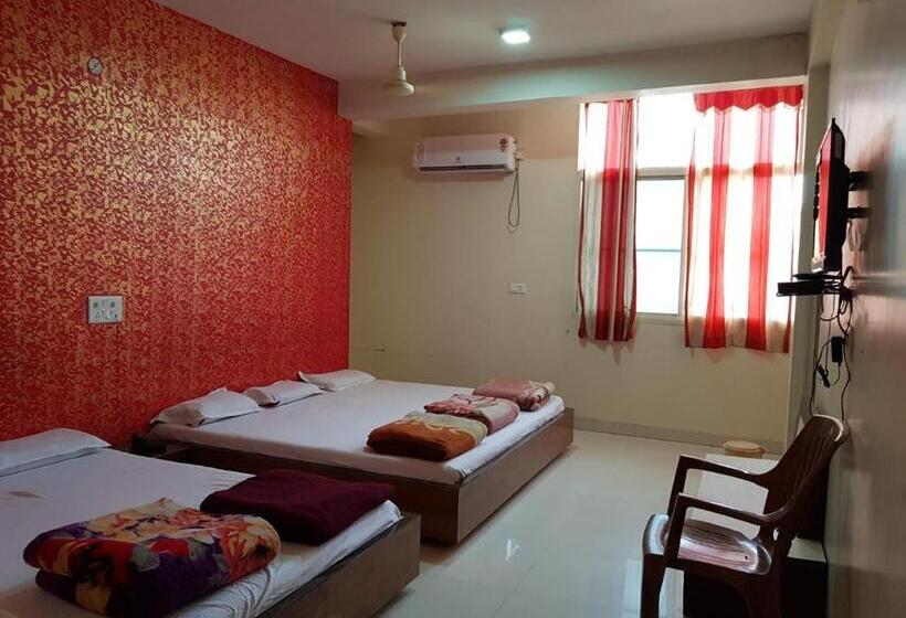 New Hotel Shree Radha Krishna Palace, Maheshwar