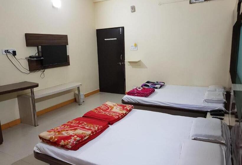 New Hotel Shree Radha Krishna Palace, Maheshwar