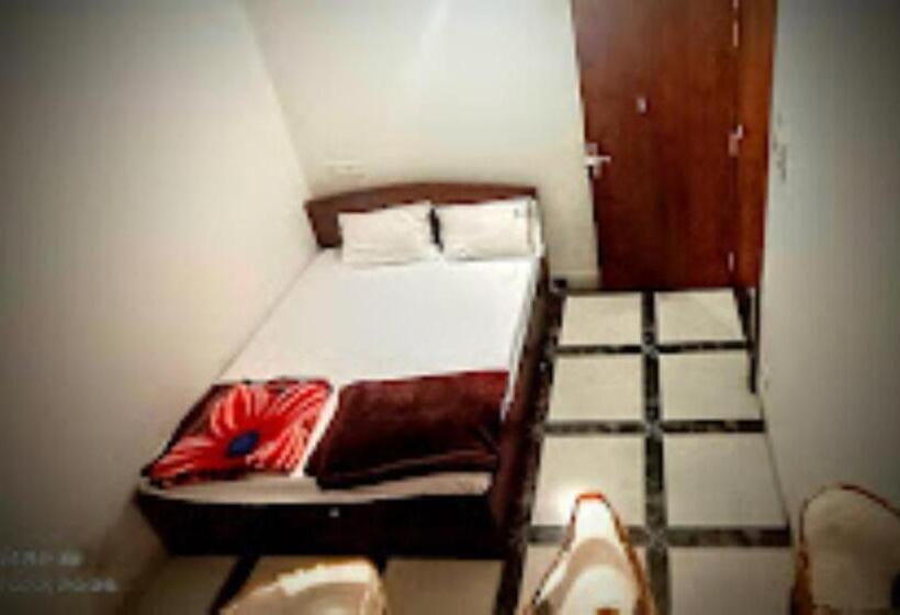 New Hotel Shree Radha Krishna Palace, Maheshwar