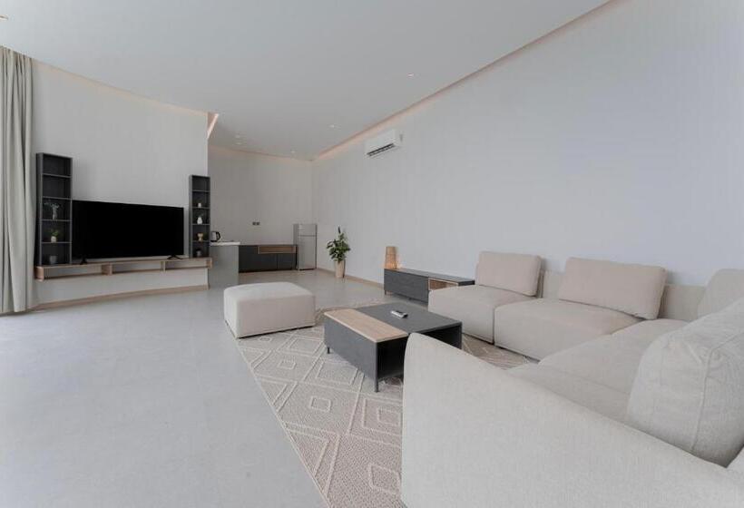 Palm Trees Resort Alammaria