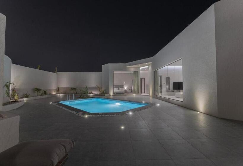 Palm Trees Resort Alammaria