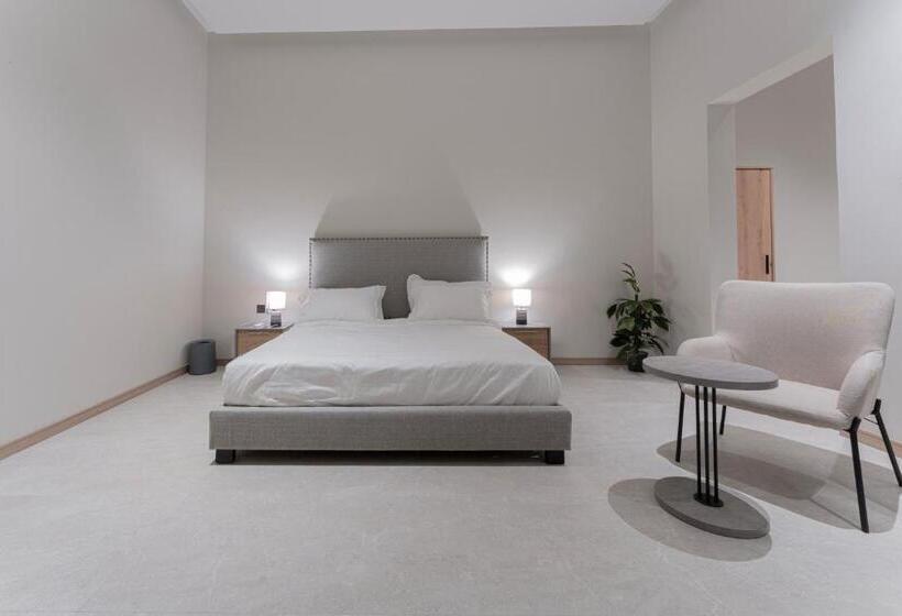 Palm Trees Resort Alammaria