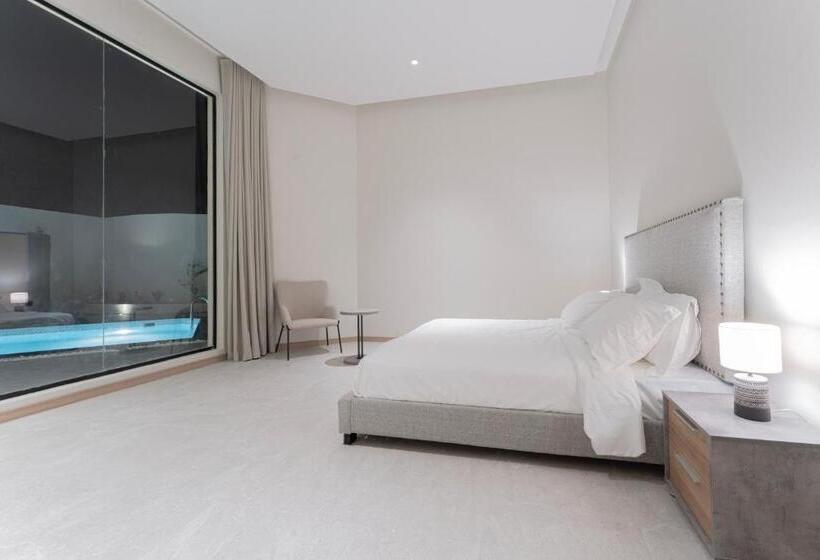 Palm Trees Resort Alammaria