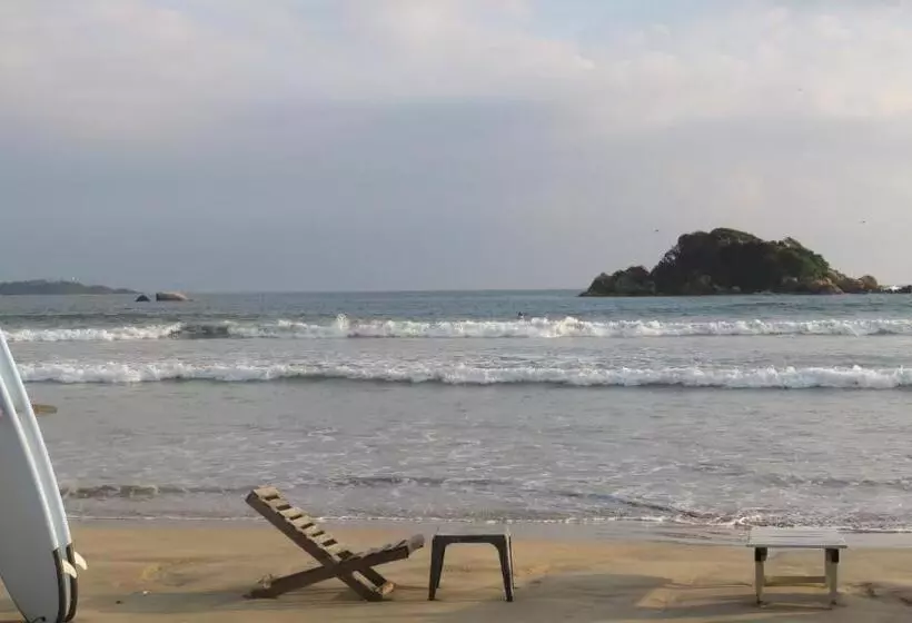 Majatalo City Bay House