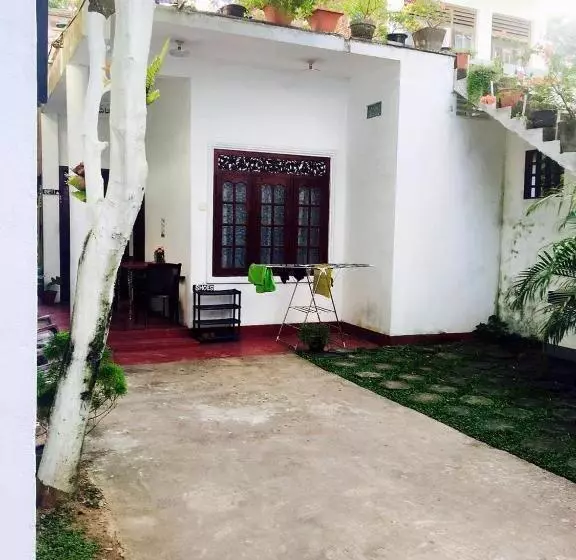 Majatalo City Bay House