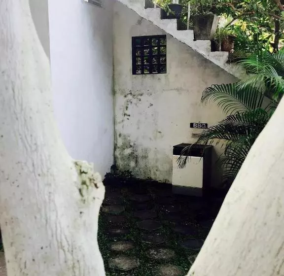 Majatalo City Bay House